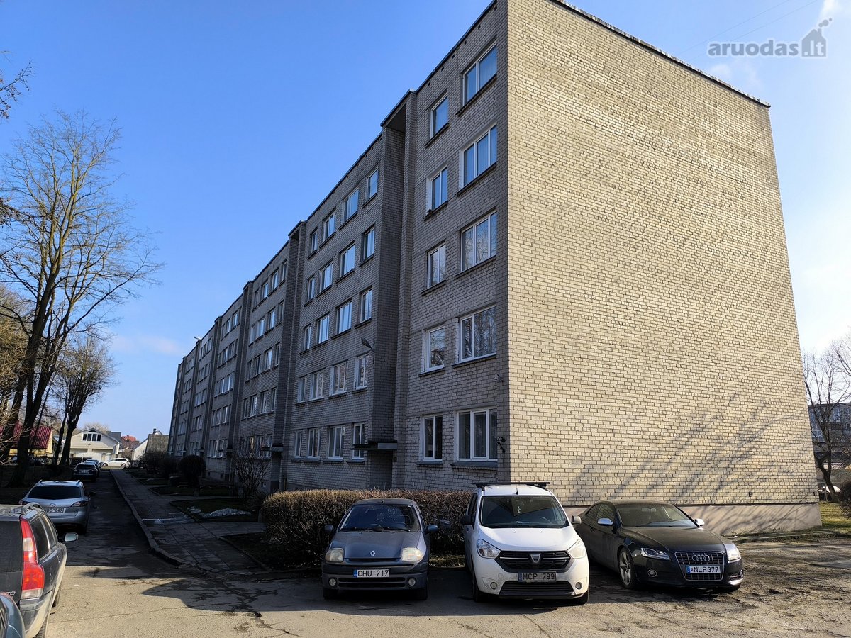 Kalniecius, Kaunas